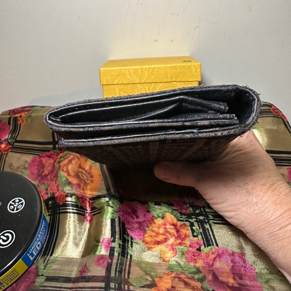 UVGC - Fendi Zucca Wallet. - Picture 4 of 13